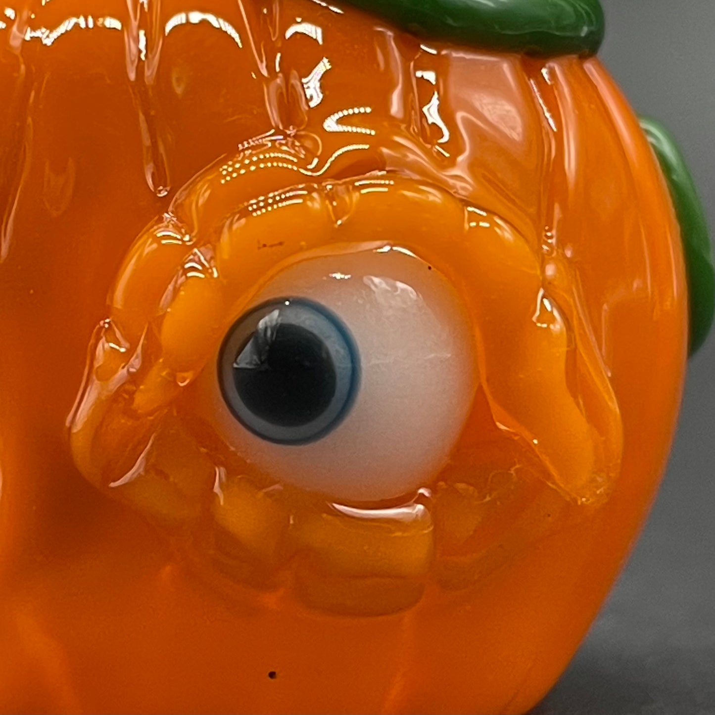 screaming jack-o’-lantern