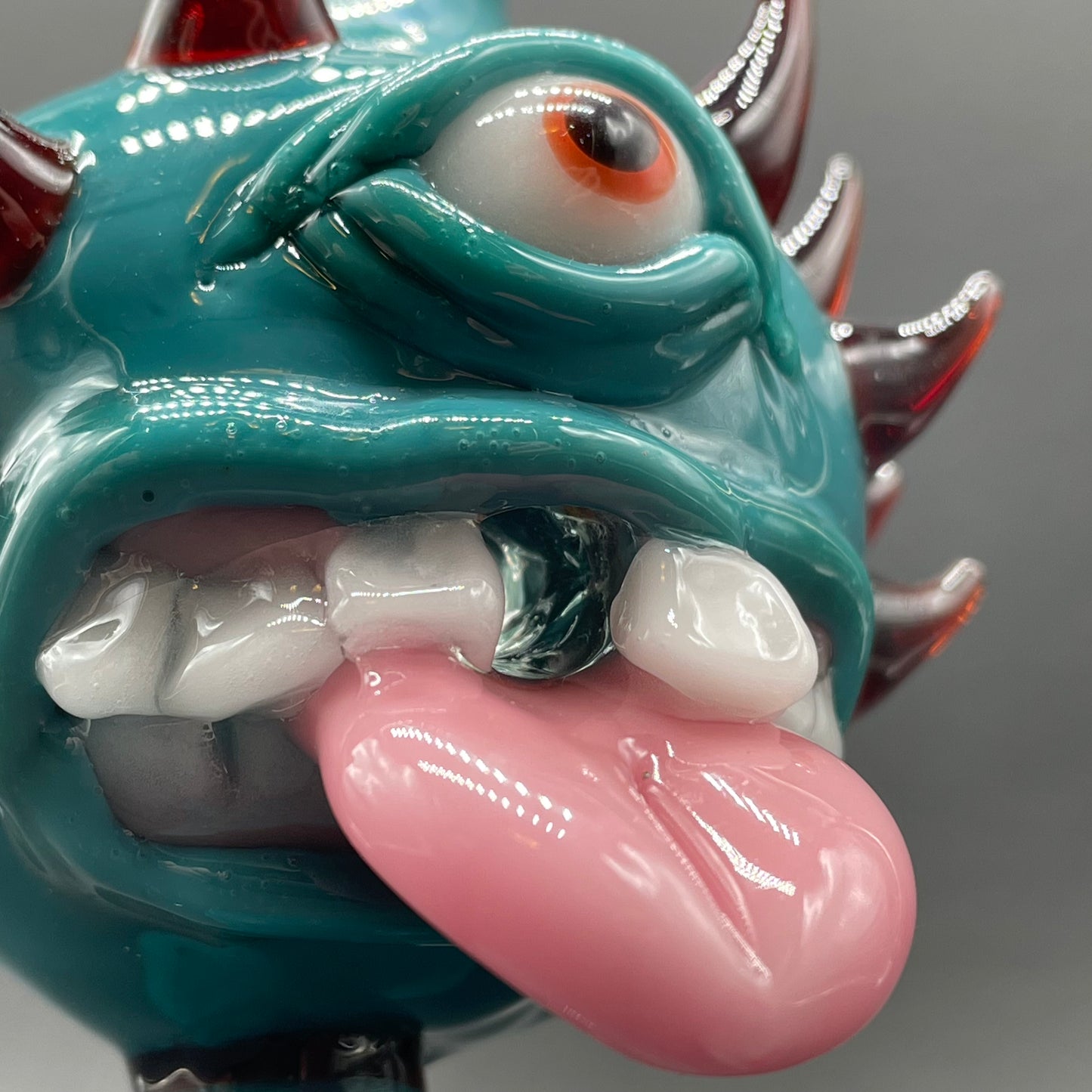 Tongue downdraft incense burner