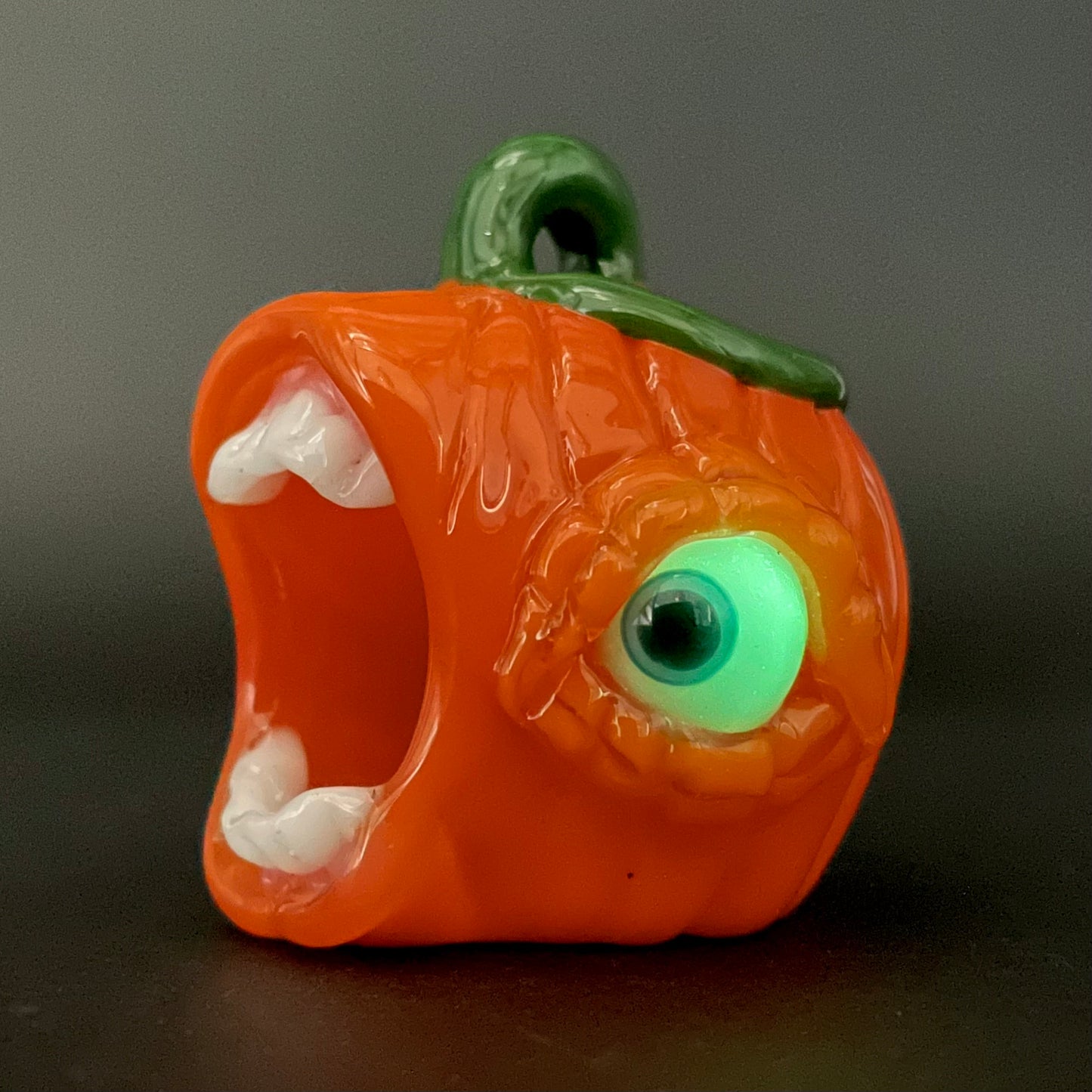 screaming jack-o’-lantern