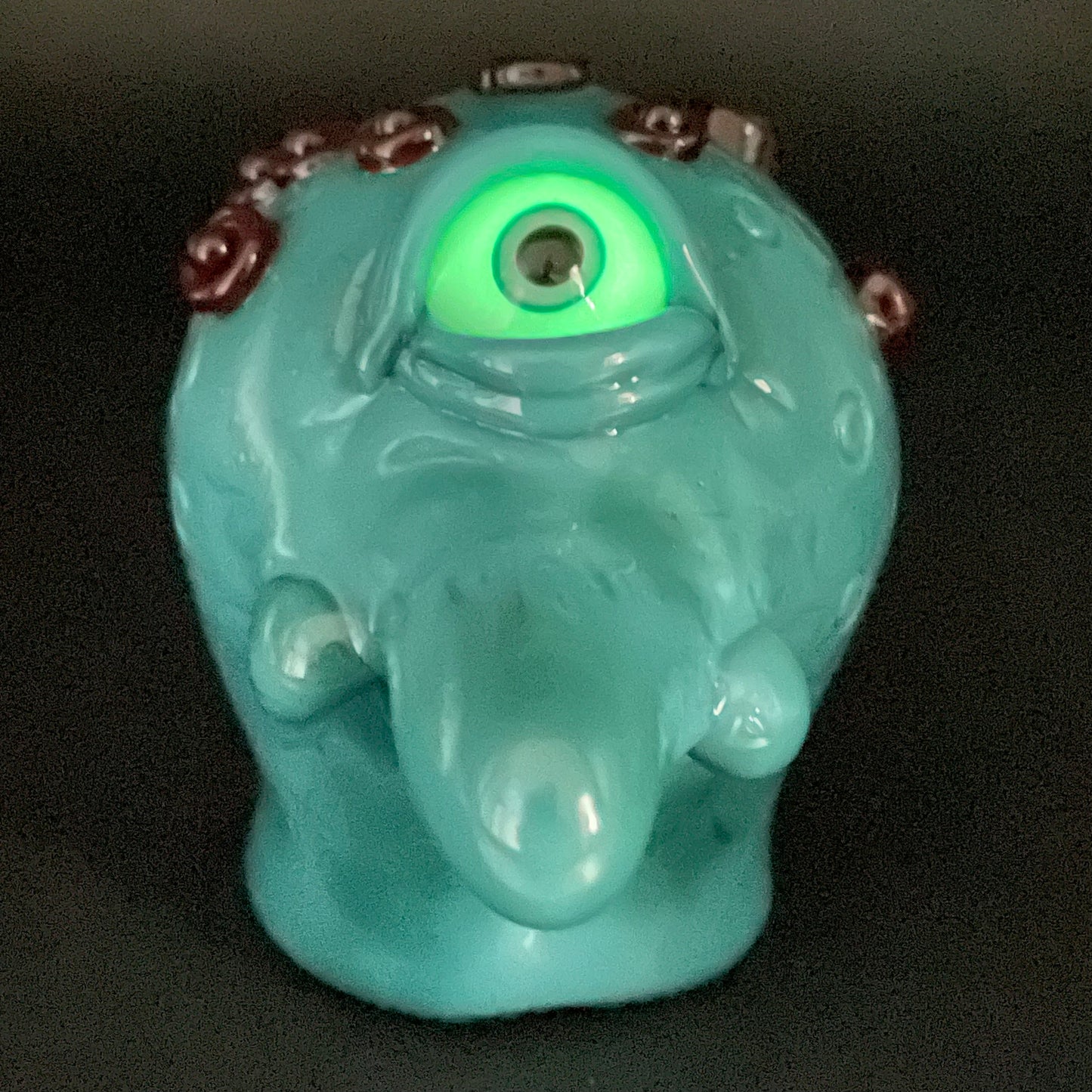 Screaming incense burner