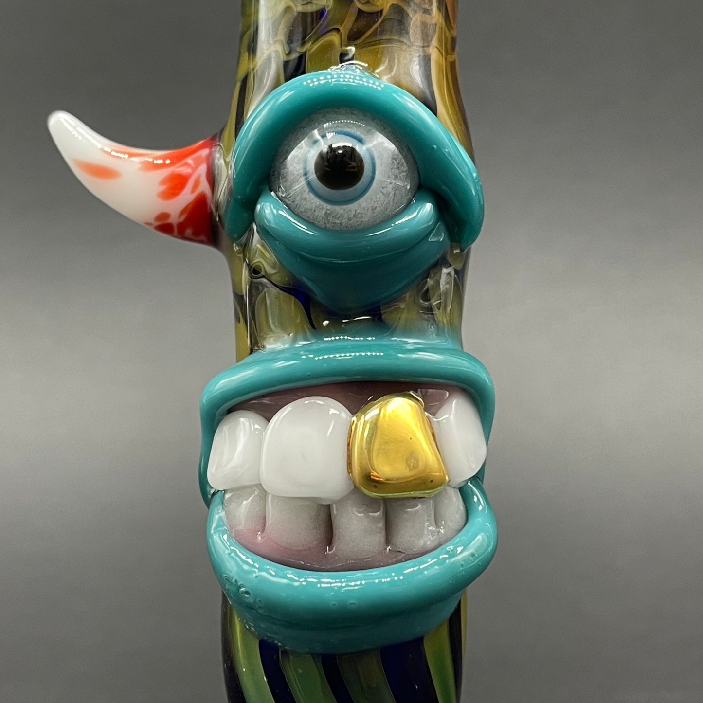 Gold fumed cyclops Chillum