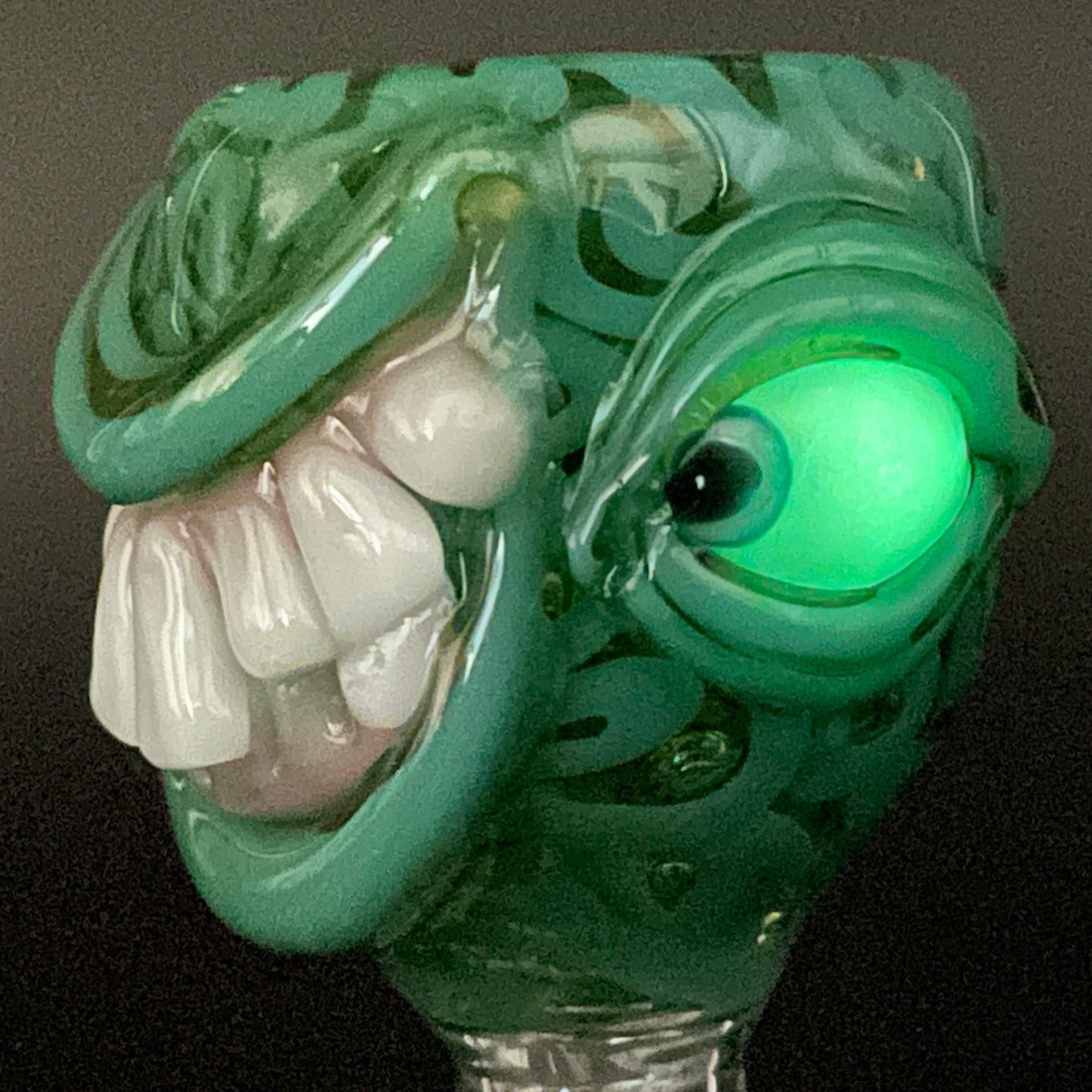 14mm uv smiley face slide