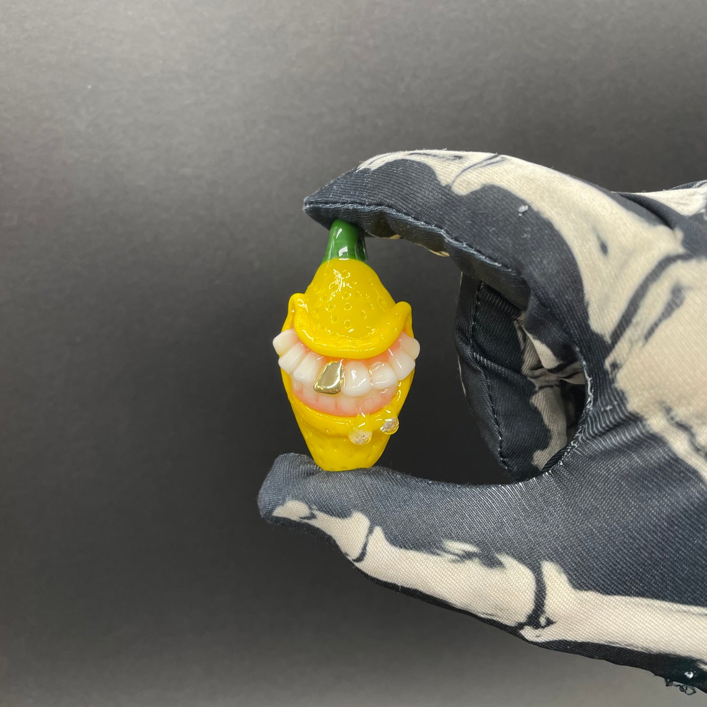 Grinning lemon pendant