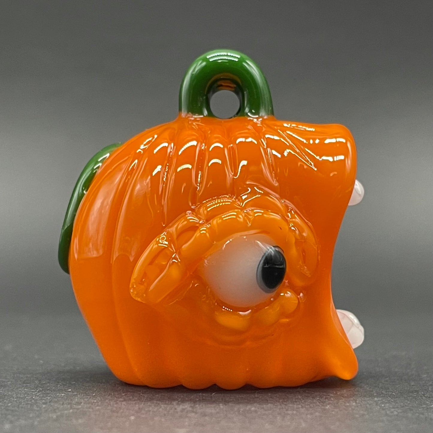 screaming jack-o’-lantern