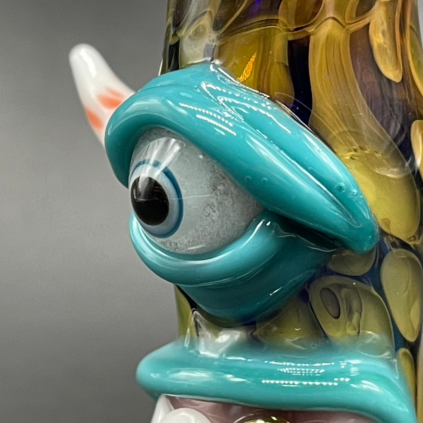 Gold fumed cyclops Chillum