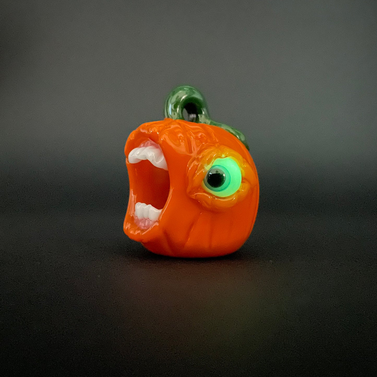 screaming jack-o’-lantern