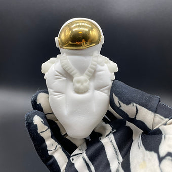 Out of this world hand pipe