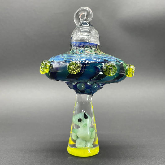 Alien abduction ornament (Alien)