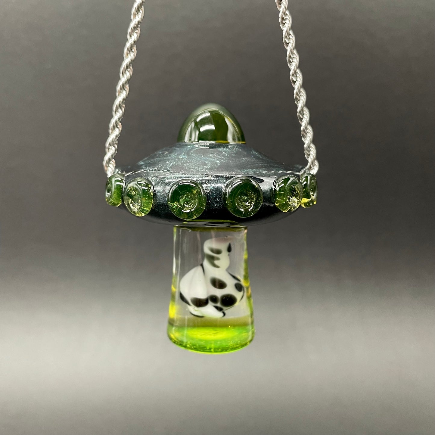 Alien abduction pendant (cow)