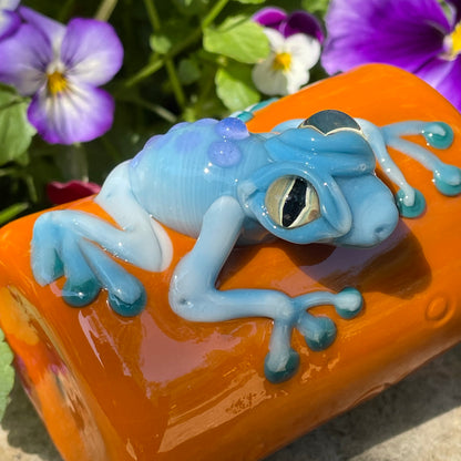 poison dart frog shot glass