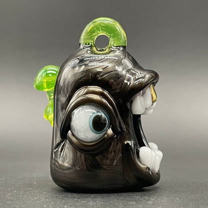 Screaming electrum glass pendant