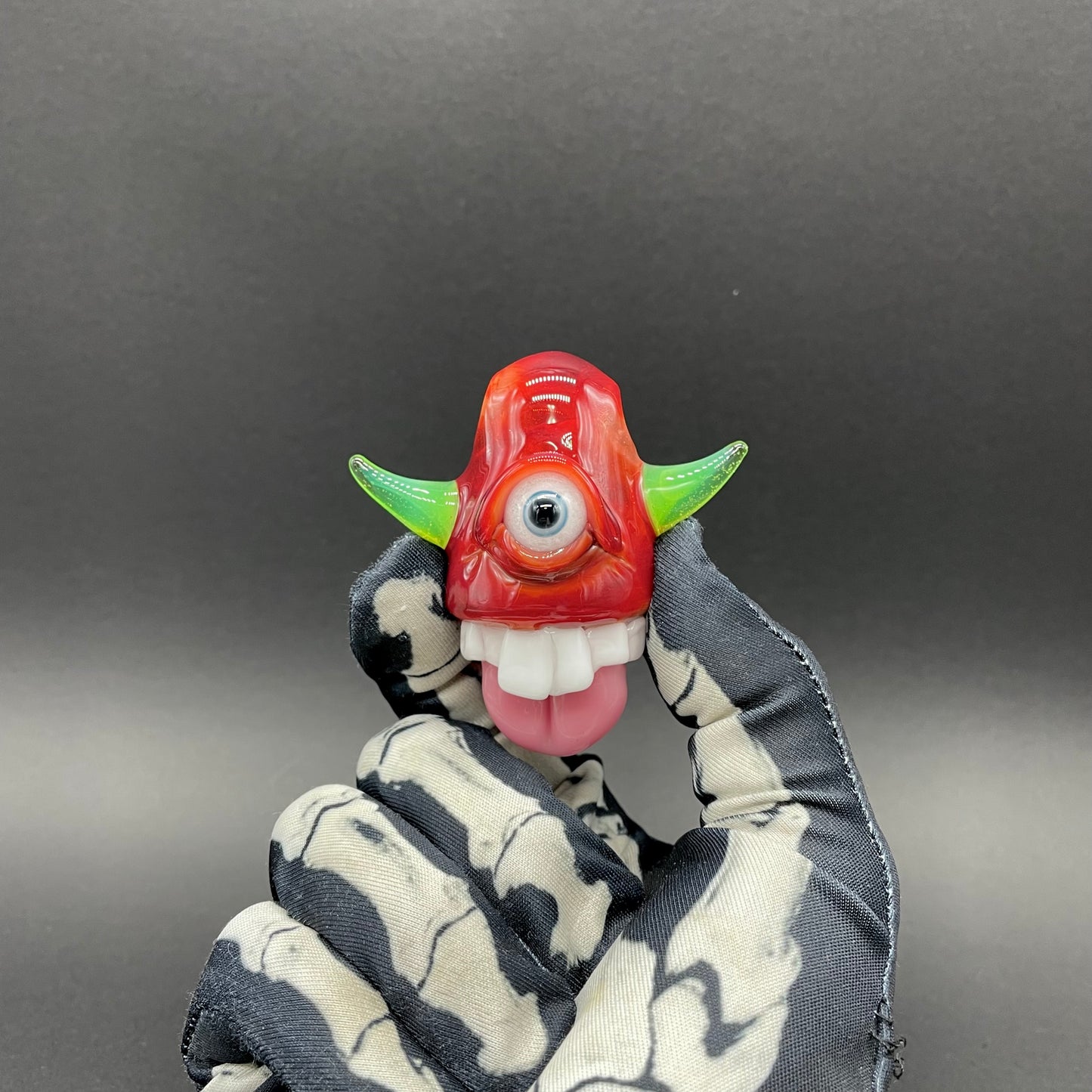 Licky McOneEye glass pendant