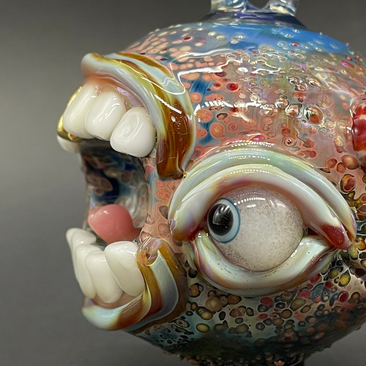 Screaming cyclops ornament