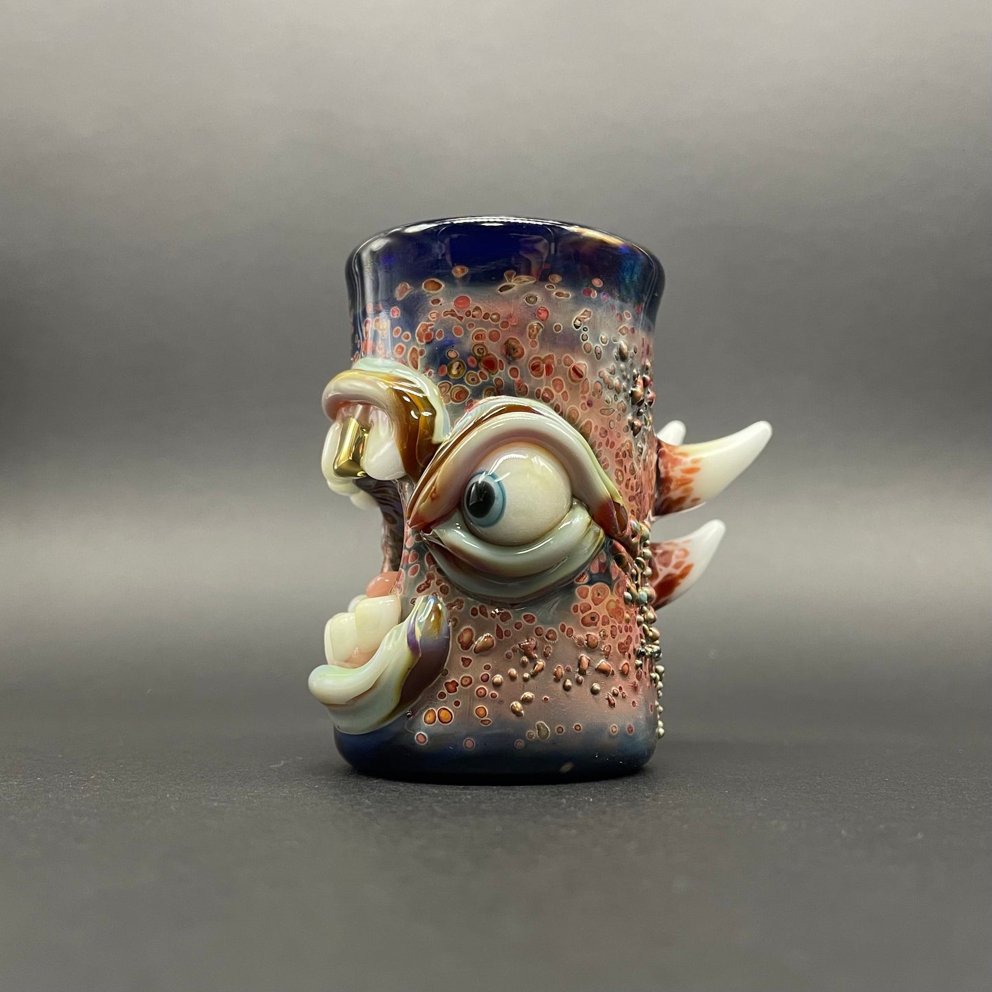 Screaming shot glass