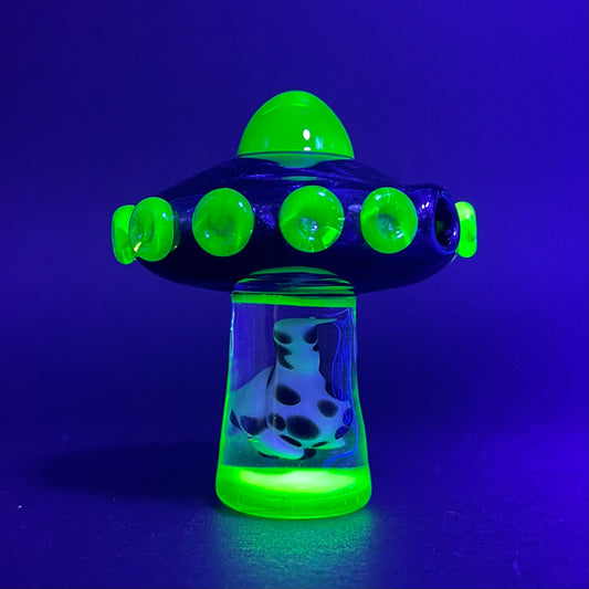 Alien abduction pendant (cow)