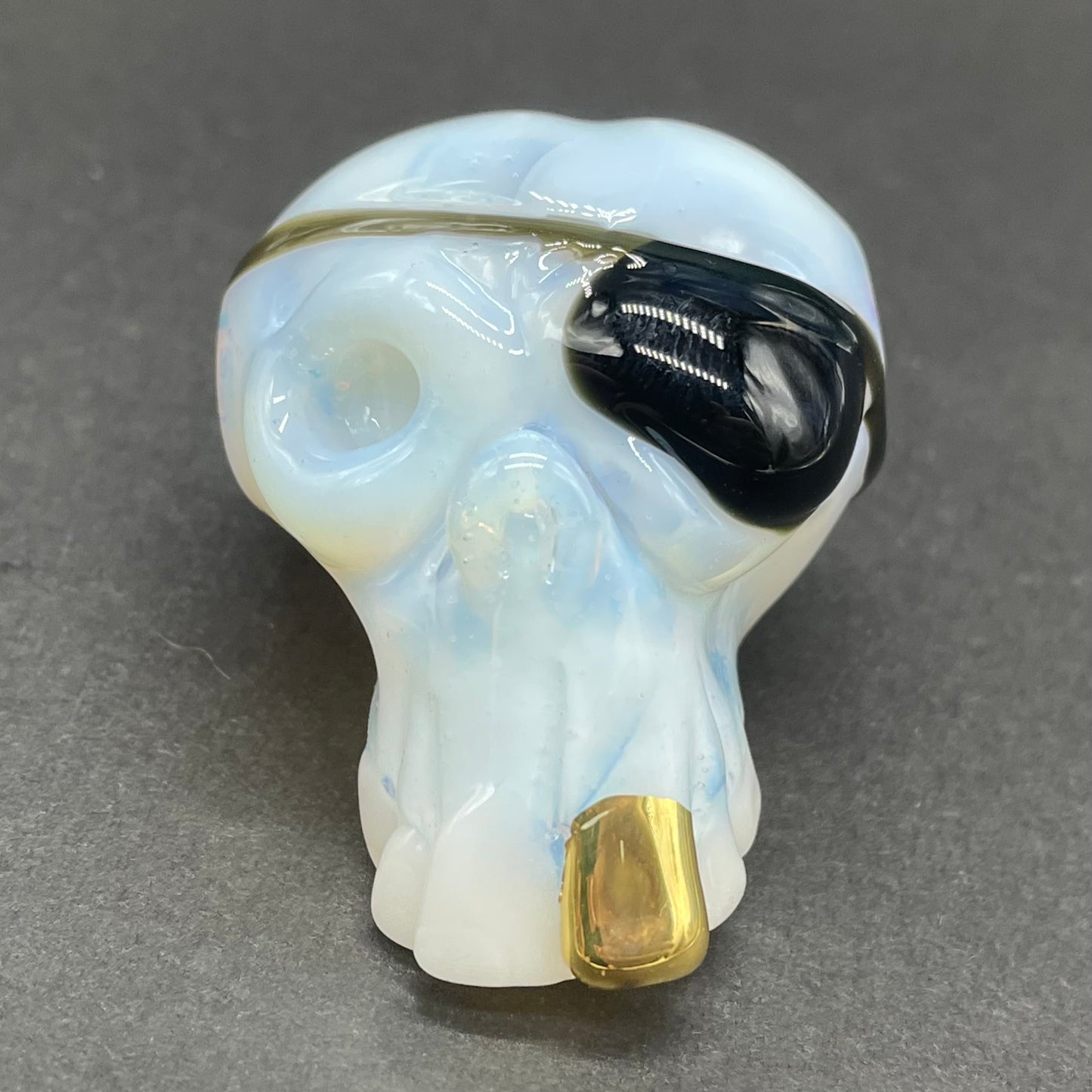 one eyed Willie skull pendant