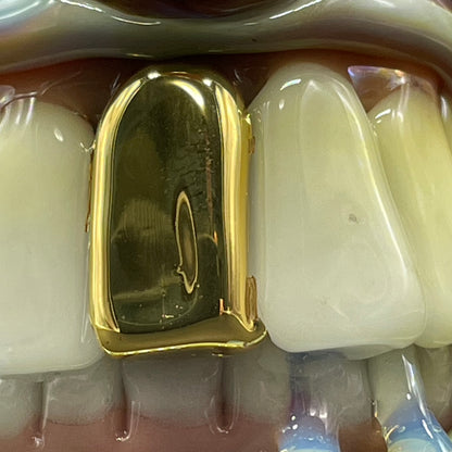 Big tooth Cyclops shot glass