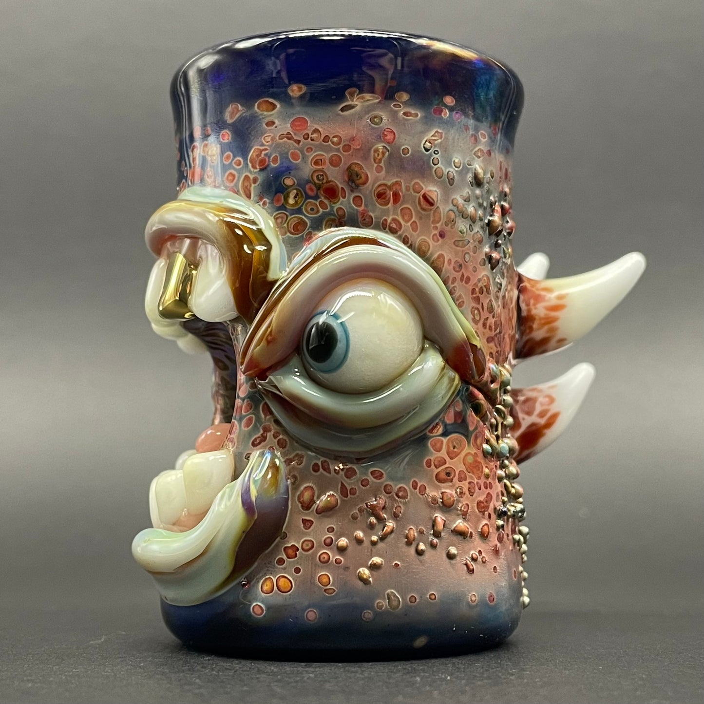 Screaming shot glass