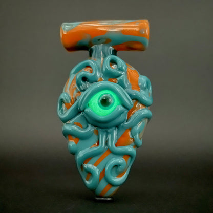 Oculus tentacle pendant