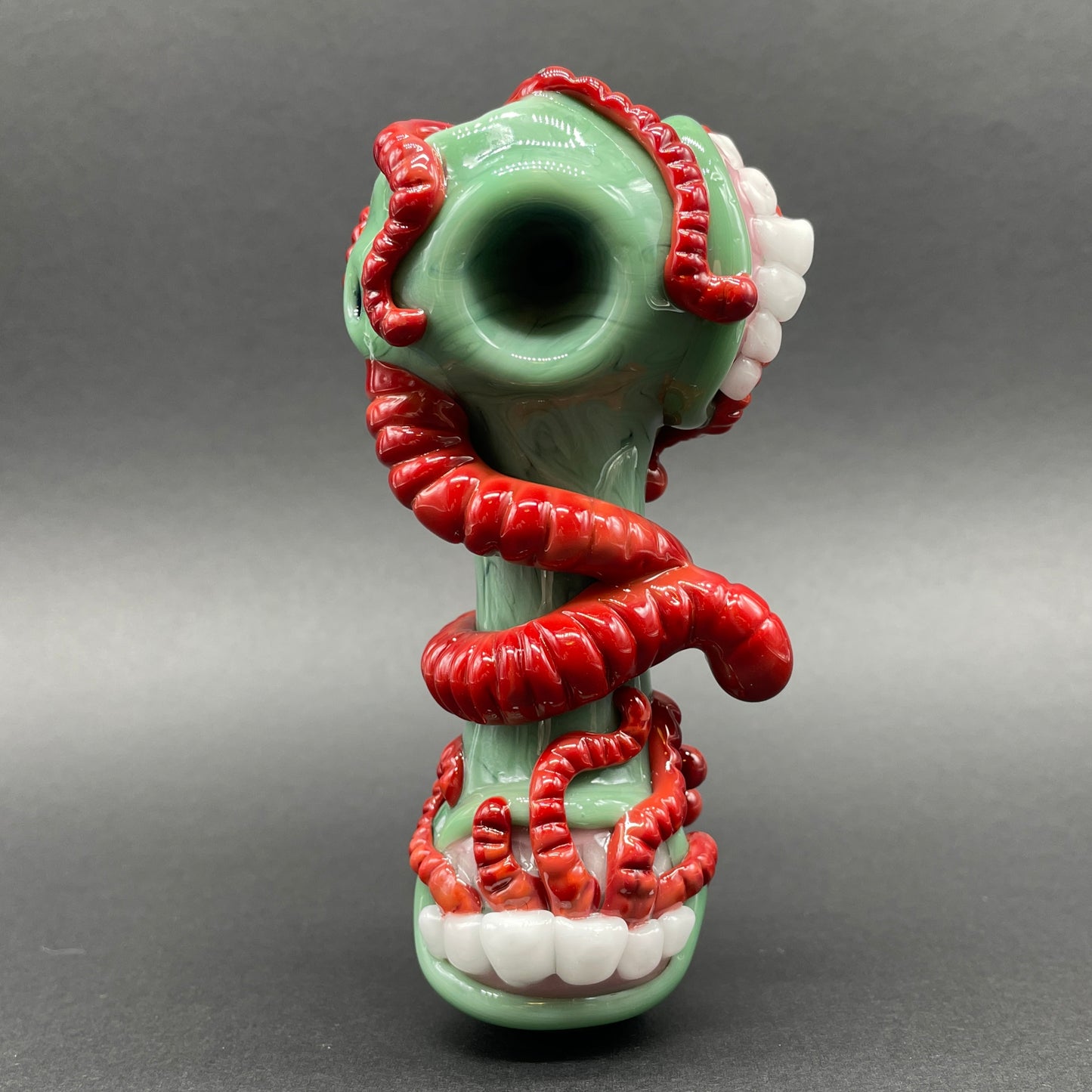Worm food spoon