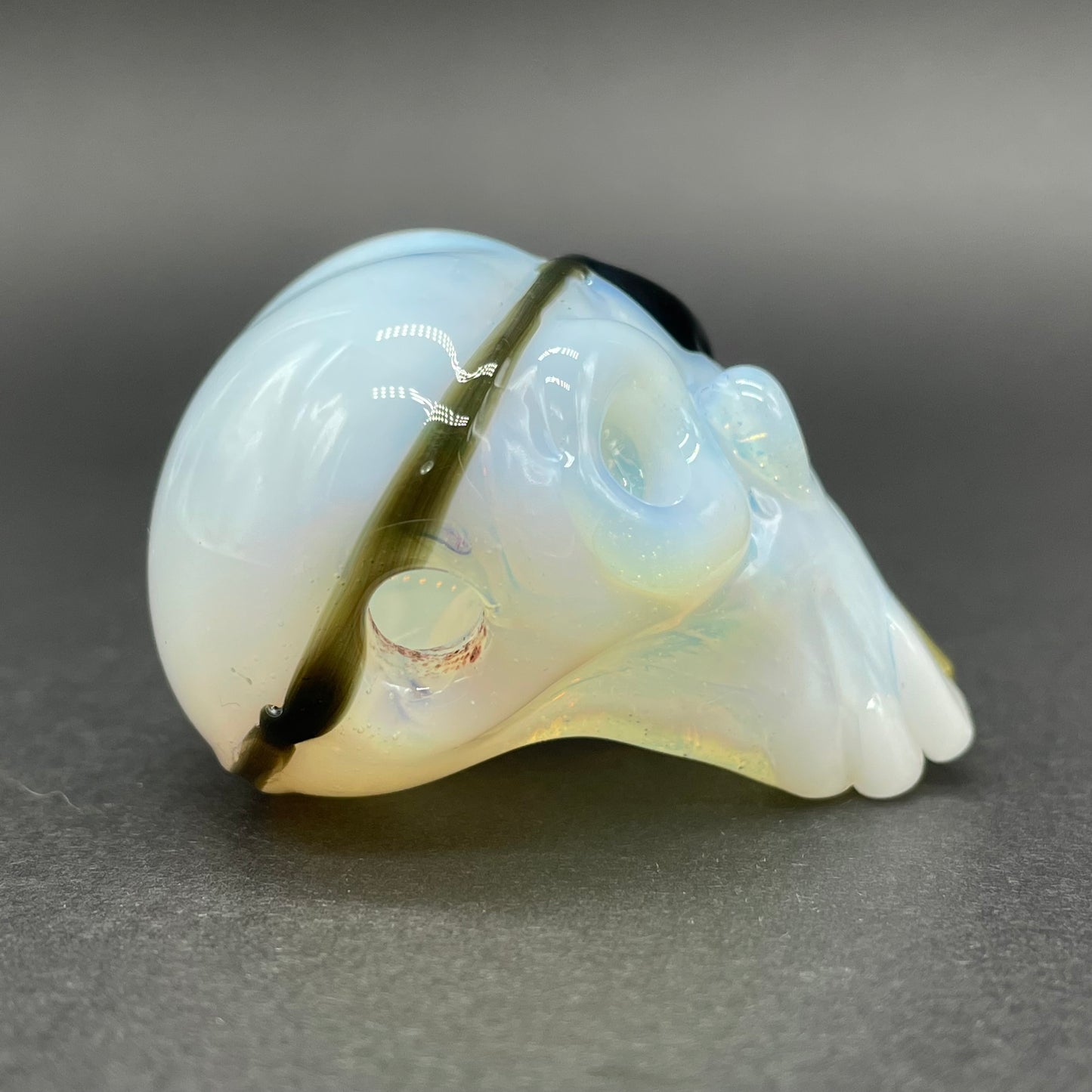 one eyed Willie skull pendant