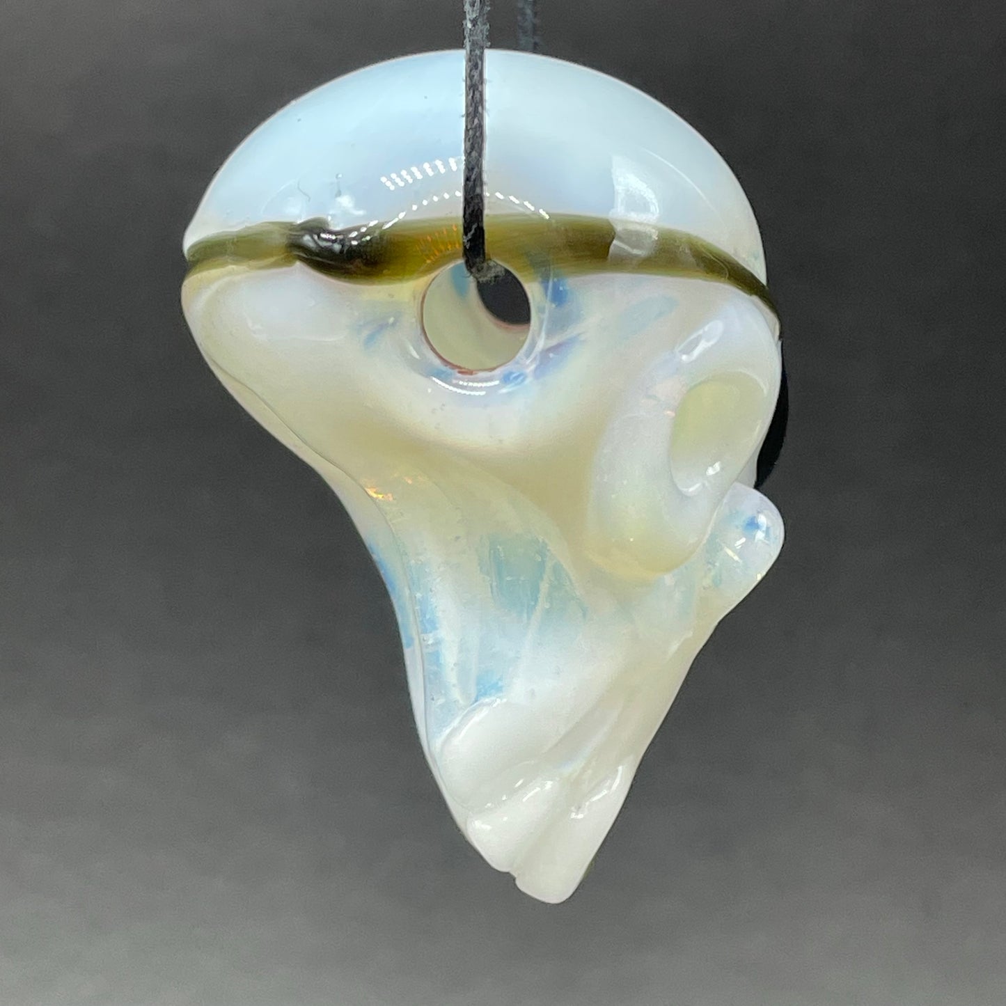 one eyed Willie skull pendant