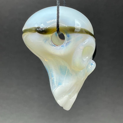 one eyed Willie skull pendant