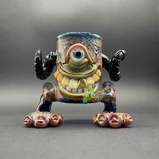 The Bearer of cups