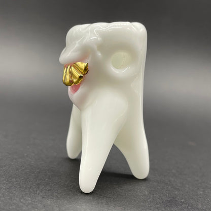 Tooth ache glass pendant