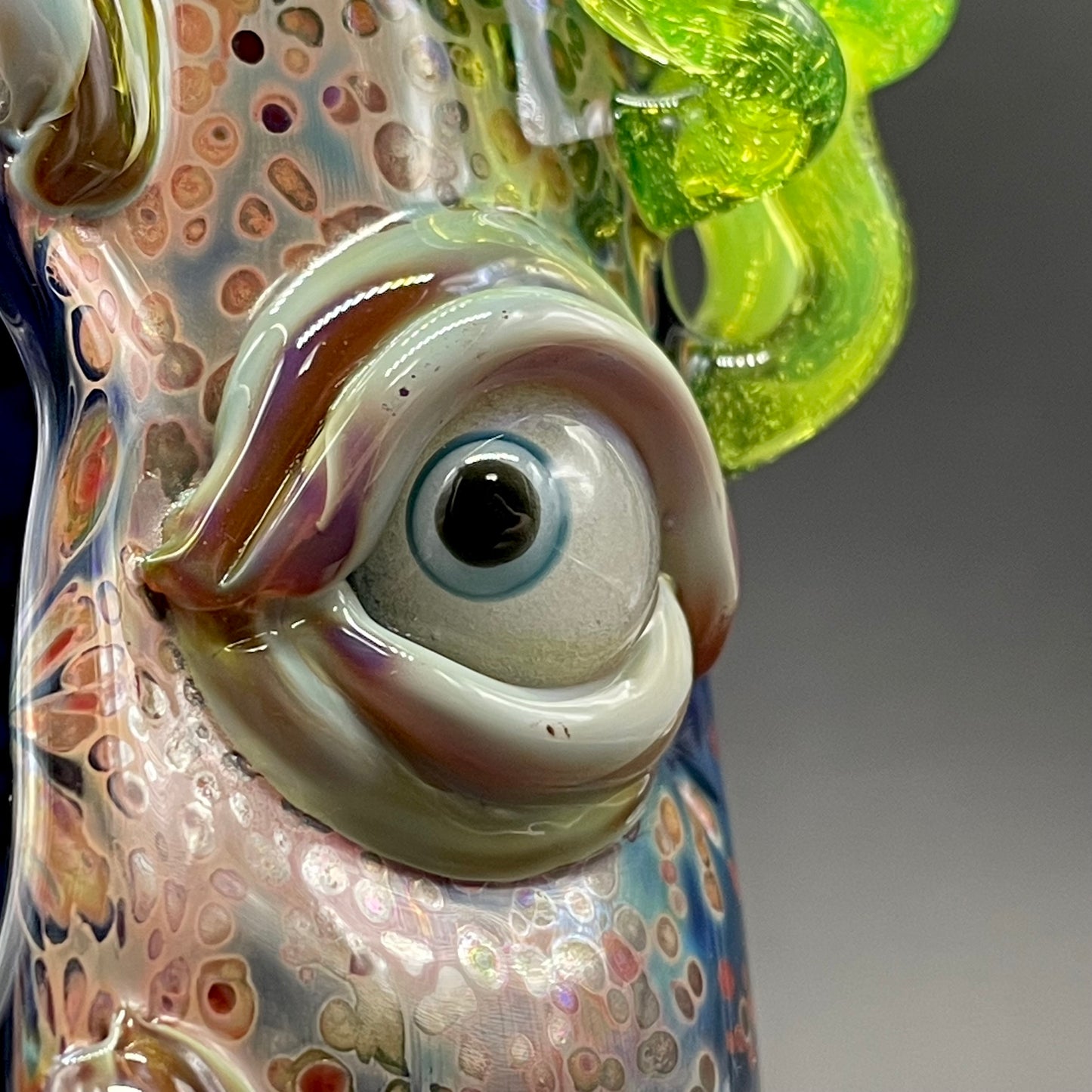 Screaming incense burner