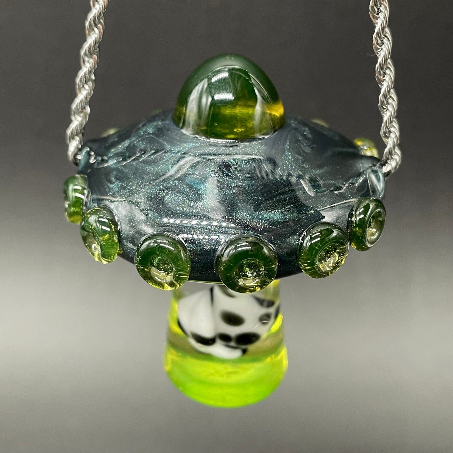 Alien abduction pendant (cow)