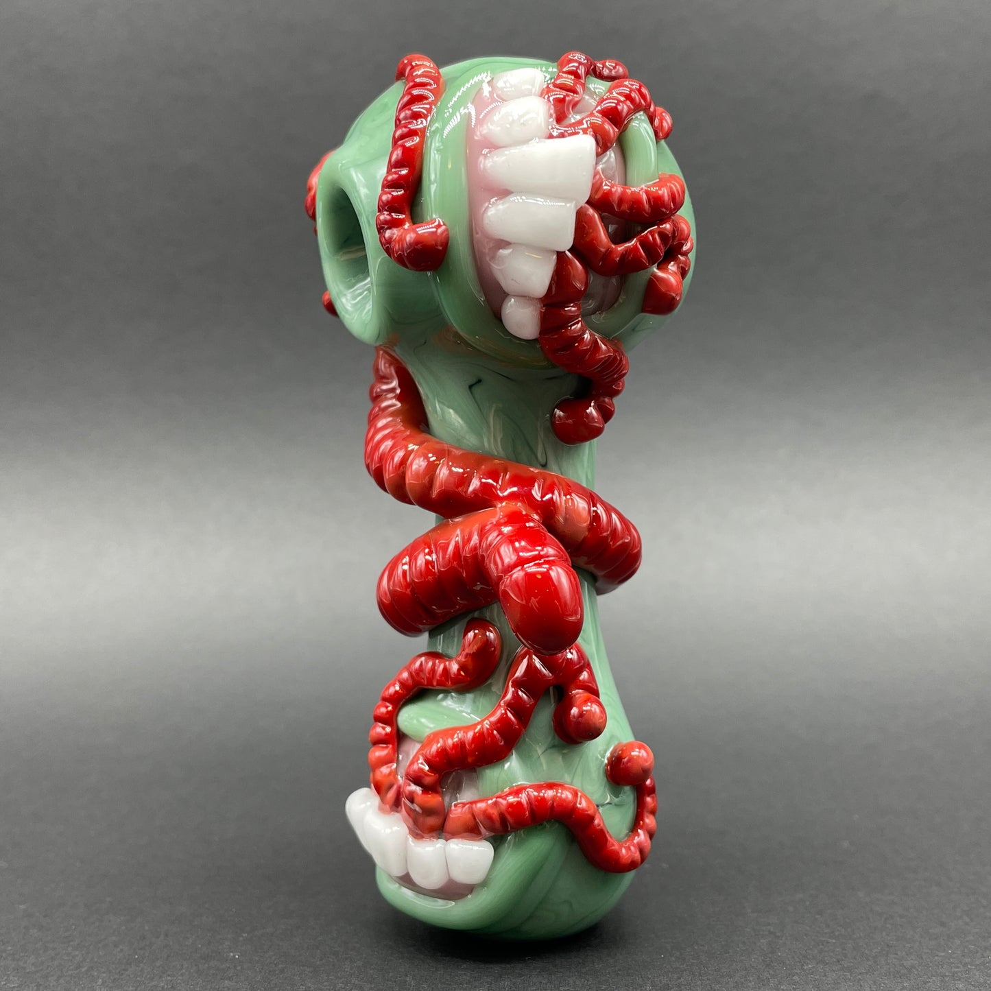 Worm food spoon