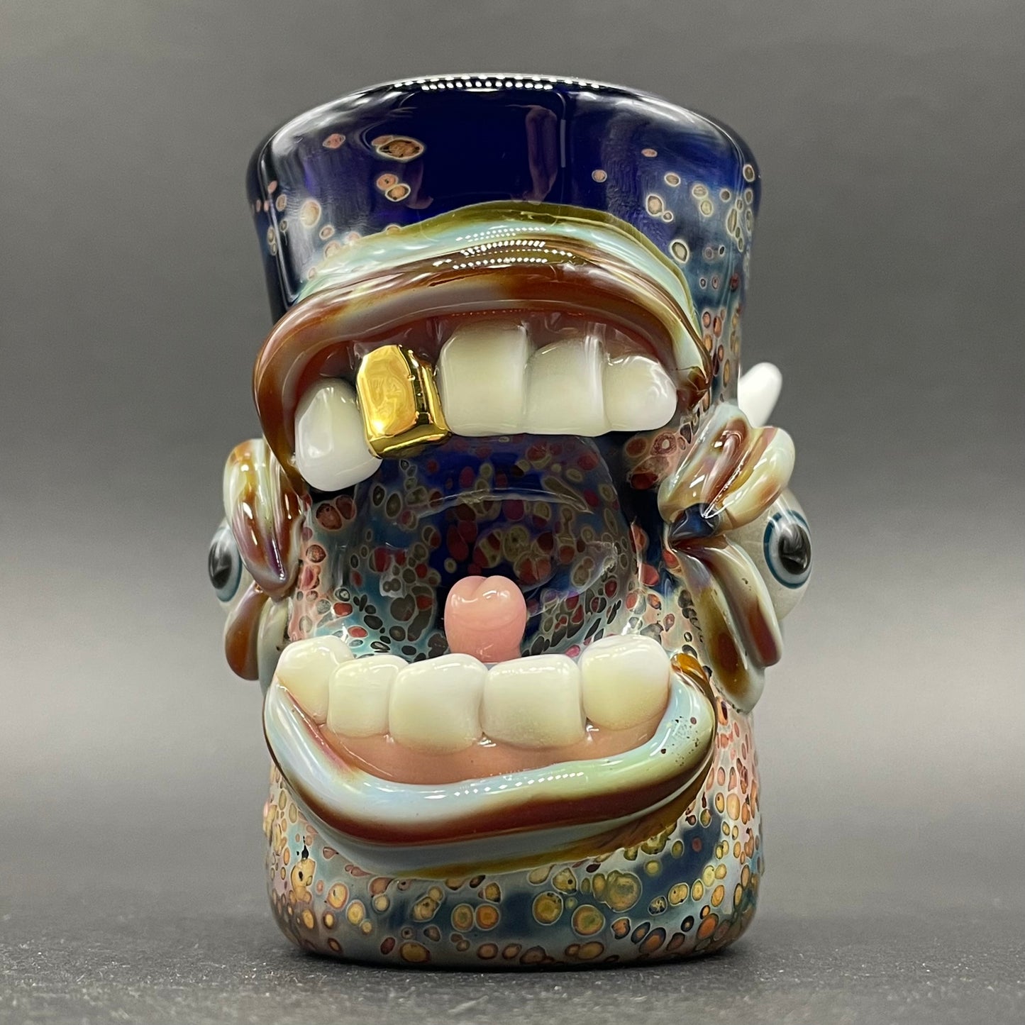 Screaming shot glass