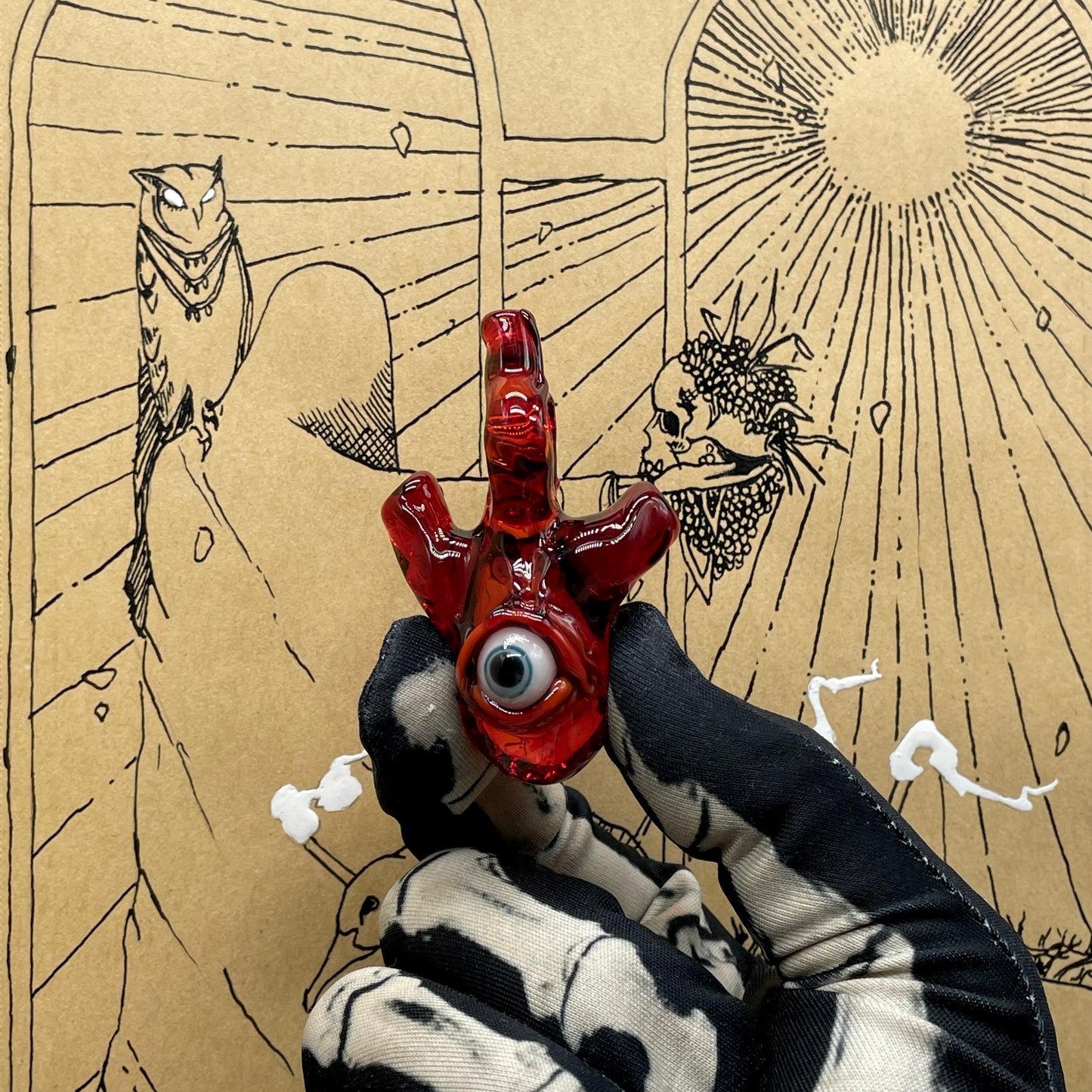 Anatomical cyclops heart pendant