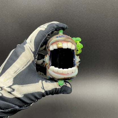 Screaming incense burner