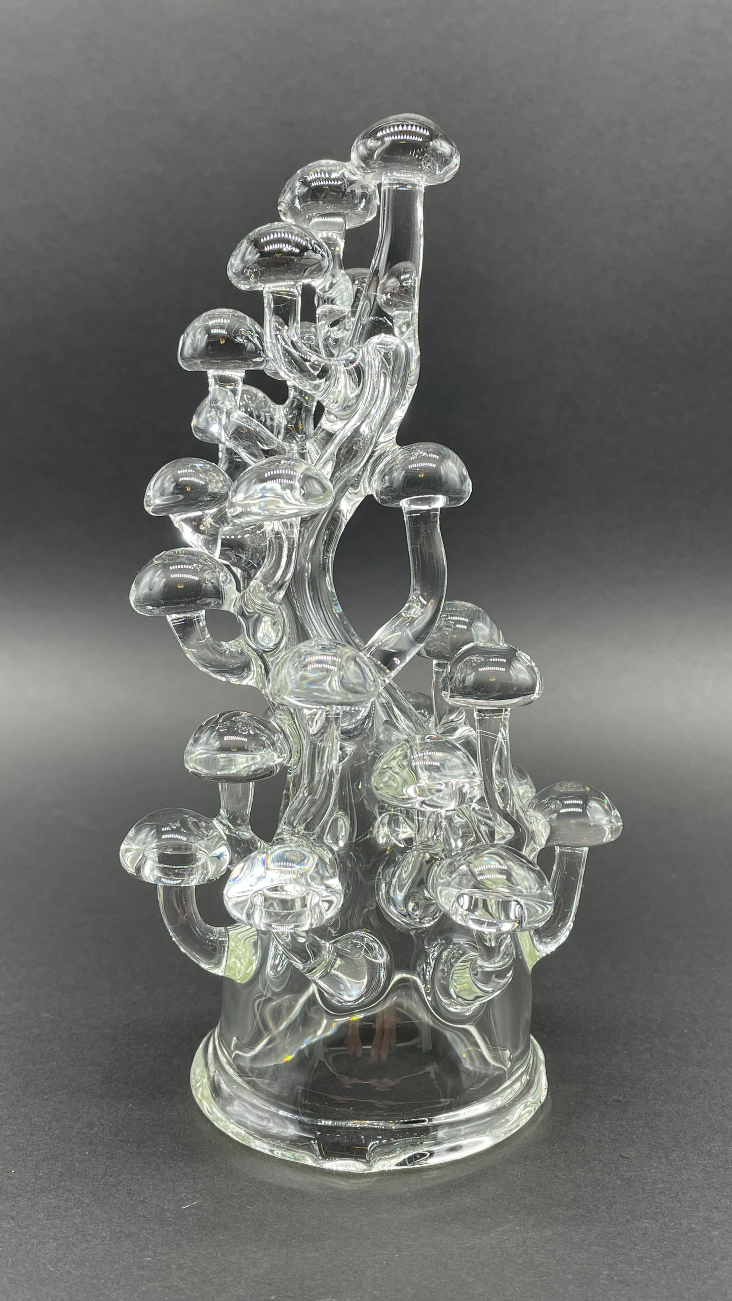 TALL CLEAR GLASS MUSHROOM SCULPTURE
